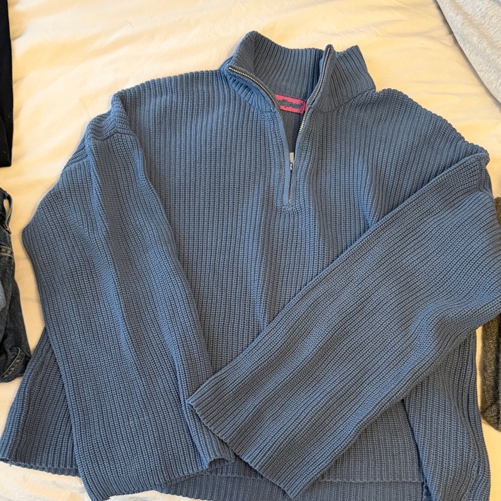 Edikted women’s barely worn Half-Zip Chunky Knit Sweater - Blue